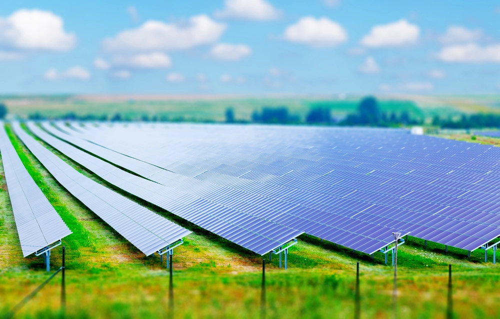 Canadian solar net metering setup demonstrating resilience to USA solar tariffs and promoting clean energy adoption.